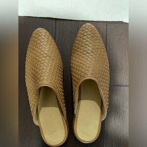 NWOT Nisolo Ama woven mules